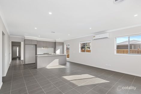Property photo of 1 Marquee Circuit Greenvale VIC 3059