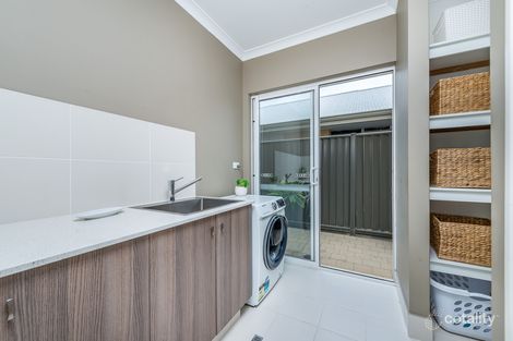 Property photo of 18 Undosa Chase Jindalee WA 6036