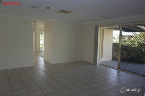 Property photo of 27 Yarralumla Drive West Wodonga VIC 3690