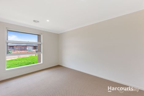 Property photo of 79 Bromley Circuit Thornhill Park VIC 3335
