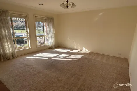 Property photo of 5 Scott Street Werribee VIC 3030