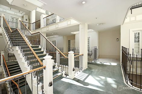 Property photo of 2/180 Little Collins Street Melbourne VIC 3000