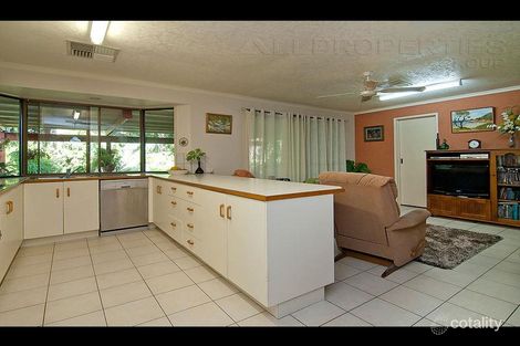 Property photo of 48 Colisa Crescent Regents Park QLD 4118