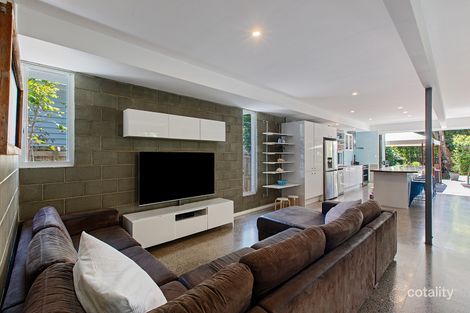 Property photo of 33 Roderick Street Moffat Beach QLD 4551