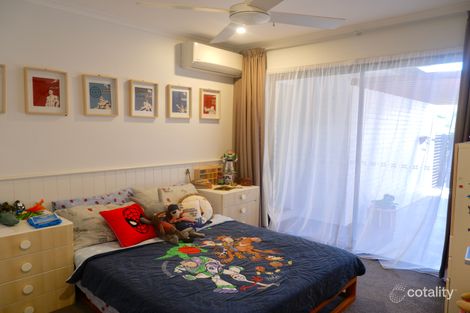 Property photo of 10 Culloden Court Highland Park QLD 4211