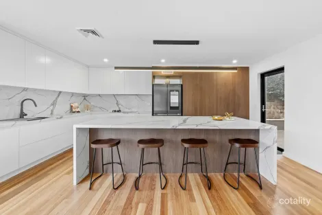 Property photo of 12 Glenview Close Bella Vista NSW 2153