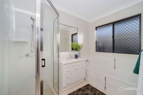 Property photo of 24 Hilton Way Mount Louisa QLD 4814