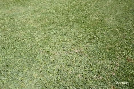 14 Fifteenth Ave, Home Hill, QLD 4806