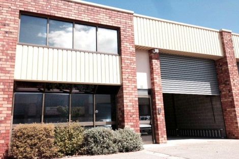 16/2 Garden Bvd, Dingley Village, VIC 3172