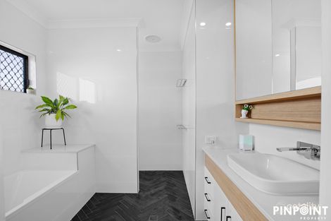 Property photo of 116 Oldmill Drive Beaconsfield QLD 4740
