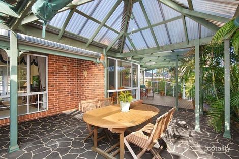 Property photo of 2 Silverleaf Row Menai NSW 2234