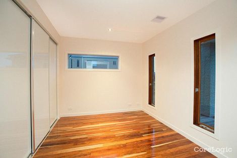 Property photo of 11 Christo Walk Point Cook VIC 3030