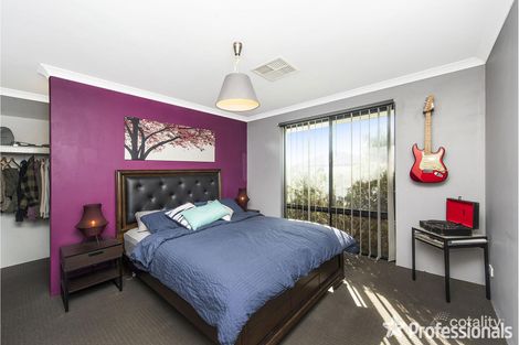 Property photo of 5 Viewed Green Byford WA 6122