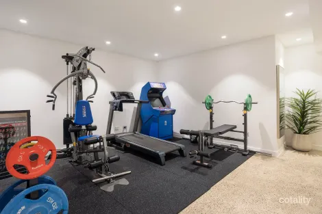 Property photo of 64 Sylvan Ridge Drive Illawong NSW 2234