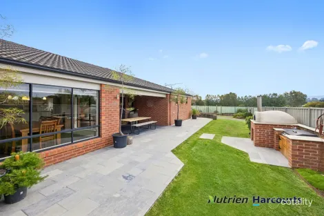 Property photo of 9 Yea Springs Drive Yea VIC 3717