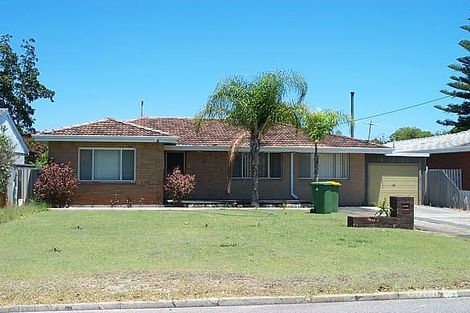 29 Napier Rd, Morley, WA 6062