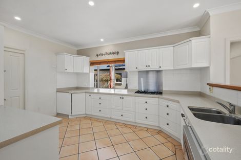 Property photo of 51 Lakes Avenue Clifton Grove NSW 2800