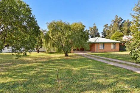 126-128 Gobolion St, Wellington, NSW 2820