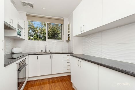 Property photo of 6/11 Chifley Drive Maribyrnong VIC 3032