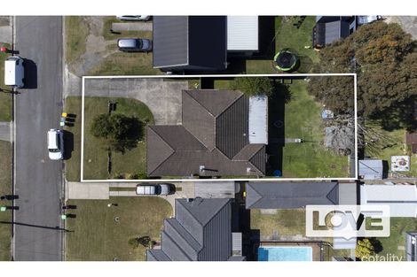 Property photo of 7 Mowbray Avenue Edgeworth NSW 2285