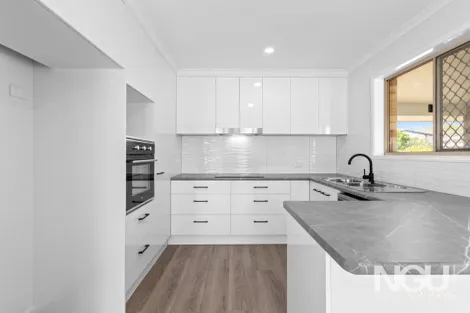 Property photo of 1 Kingfisher Court Bundamba QLD 4304