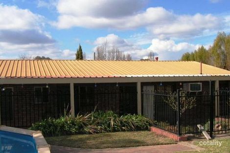Property photo of 415 Poplar Drive Lavington NSW 2641