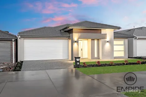 120 Yeungroon Bvd, Clyde North, VIC 3978