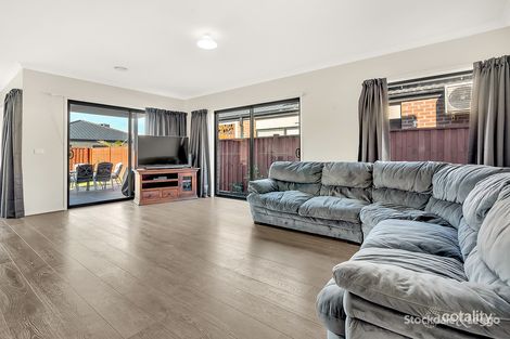 Property photo of 52 Cascade Drive Beveridge VIC 3753