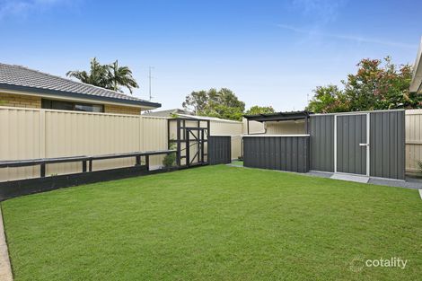 Property photo of 2/3 Crisp Court Miami QLD 4220