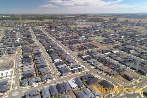 Property photo of 232 Heather Grove Clyde North VIC 3978