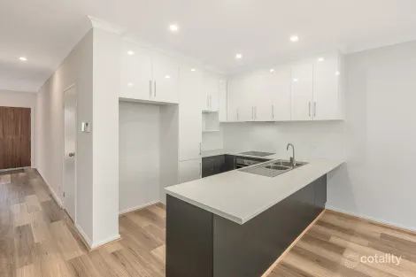 Property photo of 13 Cypress Grove Mount Barker SA 5251