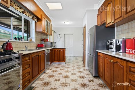 Property photo of 27 Summers Street Deer Park VIC 3023