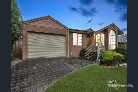 Property photo of 36 Preston Avenue Endeavour Hills VIC 3802