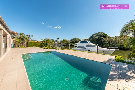 Property photo of 1127 Beechwood Drive Hope Island QLD 4212
