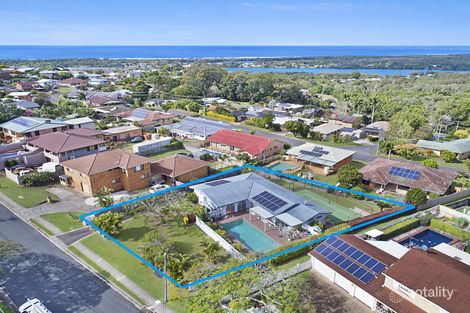 Property photo of 16 Oyster Point Road Banora Point NSW 2486