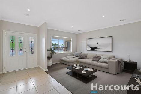 Property photo of 170 Twin Ranges Drive Warragul VIC 3820