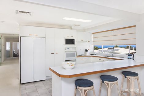 Property photo of 16 Oyster Point Road Banora Point NSW 2486