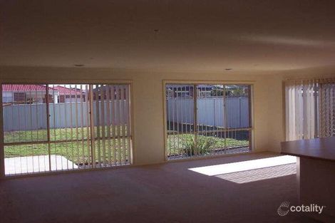Property photo of 9 Jindabyne Avenue Taylors Hill VIC 3037