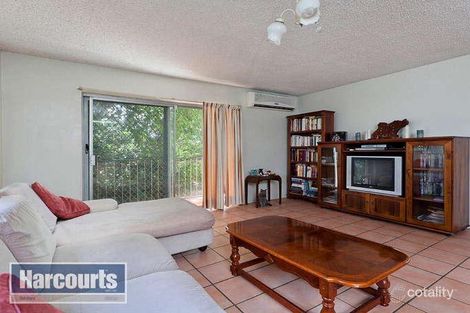 Property photo of 2/247 Junction Road Clayfield QLD 4011
