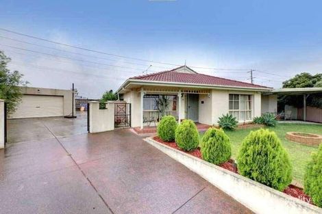 23 Mitta Mitta Way, Meadow Heights, VIC 3048