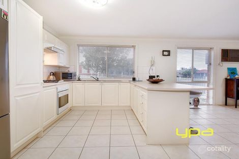 Property photo of 21 Wattle Valley Drive Hillside VIC 3037