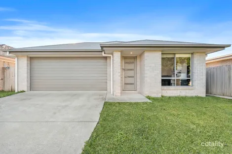 28 Whitehaven St, Burpengary, QLD 4505
