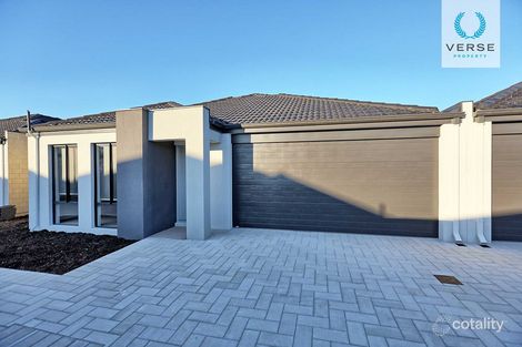 16d Wellington St, Queens Park, WA 6107