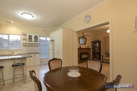 Property photo of 18 Gordon Parade Yarraville VIC 3013