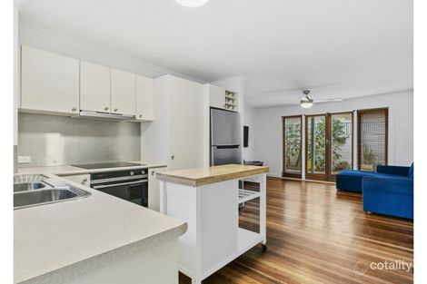 1/3 Winston St, Coolangatta, QLD 4225