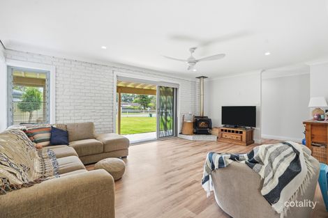 Property photo of 26 Ferndale Street Killarney Vale NSW 2261