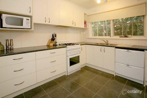 4/4 Hindon St, Blackburn, VIC 3130