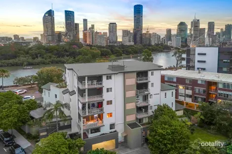 3/118 RIVER TCE, KANGAROO POINT, QLD 4169