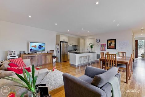 Property photo of 2/93 Karingal Drive Briar Hill VIC 3088