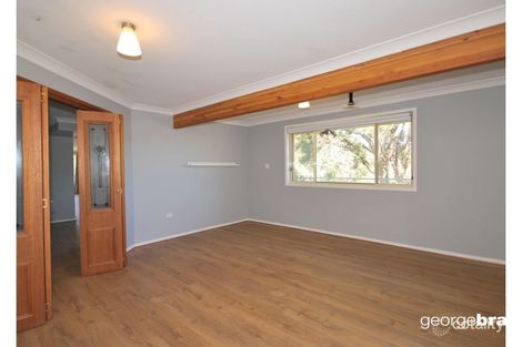 Property photo of 6 Tamarisk Place Wyoming NSW 2250